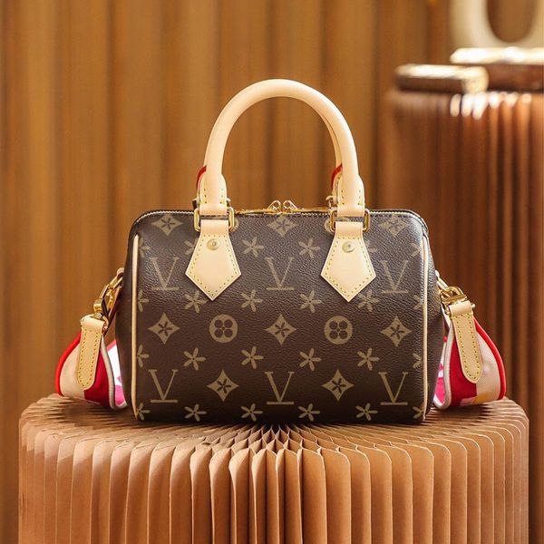leather m81085 mini handbags tote bag luxurys nano 20 25 speedy fashion travel clutch bag womens mens m46234 designers classic shoulder cros
leather m81085 mini handbags tote bag luxurys nano 20 25 speedy fashion travel clutch bag womens mens m46234 designers classic shoulder cros
