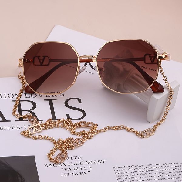 the new chain sunglasses network red with the anti-drop chain lanyard irregular sunglasses trend, White;black
the new chain sunglasses network red with the anti-drop chain lanyard irregular sunglasses trend, White;black