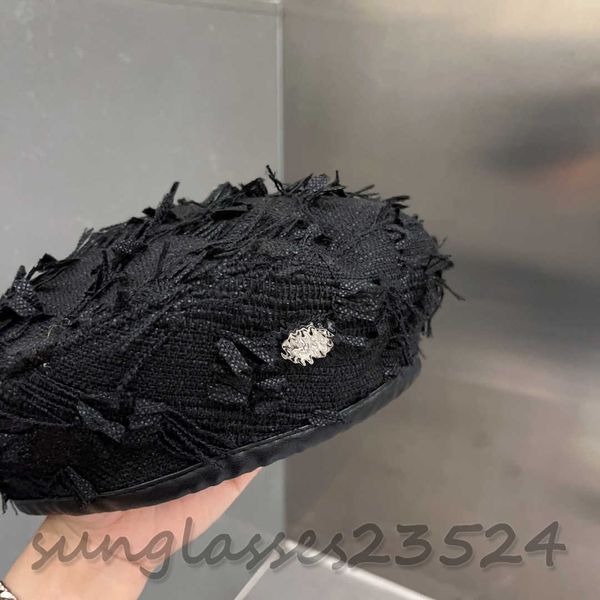 braided cloth beret, wash skin edge, black and white, head circumference 57cm, designer luxury bag, high version high design 209537, Blue;gray
braided cloth beret, wash skin edge, black and white, head circumference 57cm, designer luxury bag, high version high design 209537, Blue;gray
