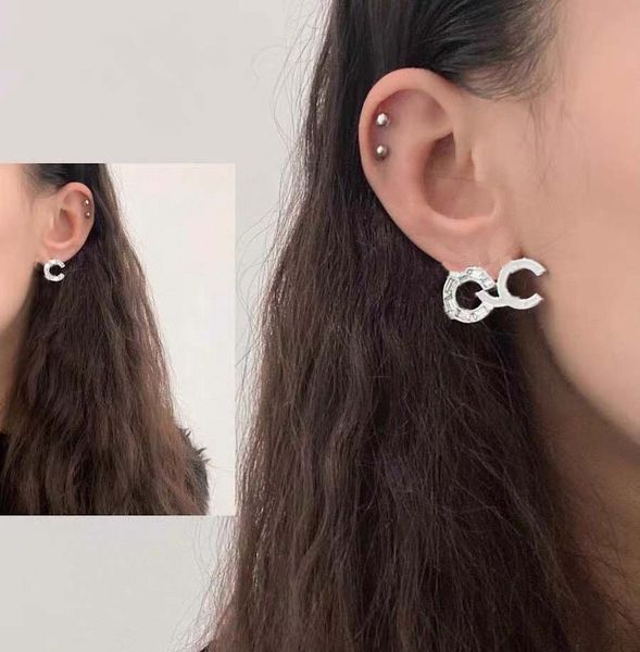 2023 luxury quality charm stud earring with crystal and diamond in silver plated special style have box stamp ps7346b, Golden
2023 luxury quality charm stud earring with crystal and diamond in silver plated special style have box stamp ps7346b, Golden