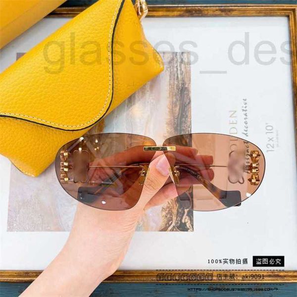sunglasses designer 23 new with frameless metal edge ins and personalized lw40048u cjgs, White;black
sunglasses designer 23 new with frameless metal edge ins and personalized lw40048u cjgs, White;black