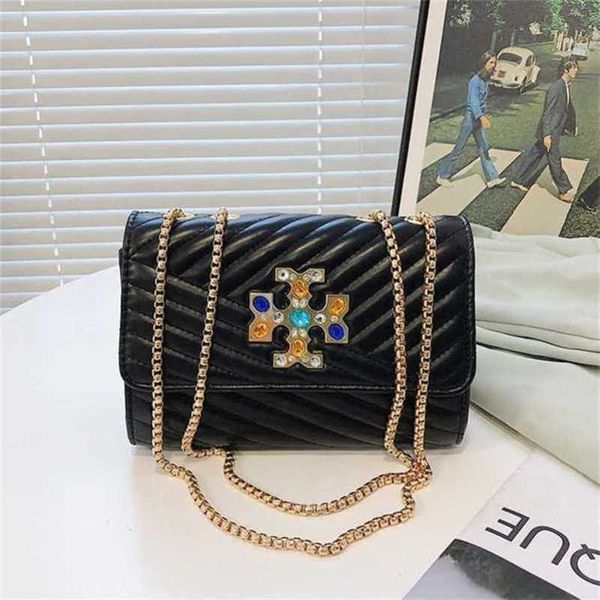 2023 luxury bags messenger lingge chain fashionable style armpit small square female
2023 luxury bags messenger lingge chain fashionable style armpit small square female