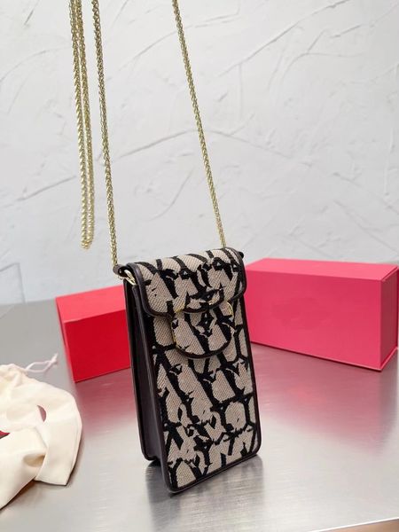 2023 mini phone bag messenger bag shoulder bag clutch bag women luxury lipstick bag large capacity rectangular size 18cm boutique gift box
2023 mini phone bag messenger bag shoulder bag clutch bag women luxury lipstick bag large capacity rectangular size 18cm boutique gift box