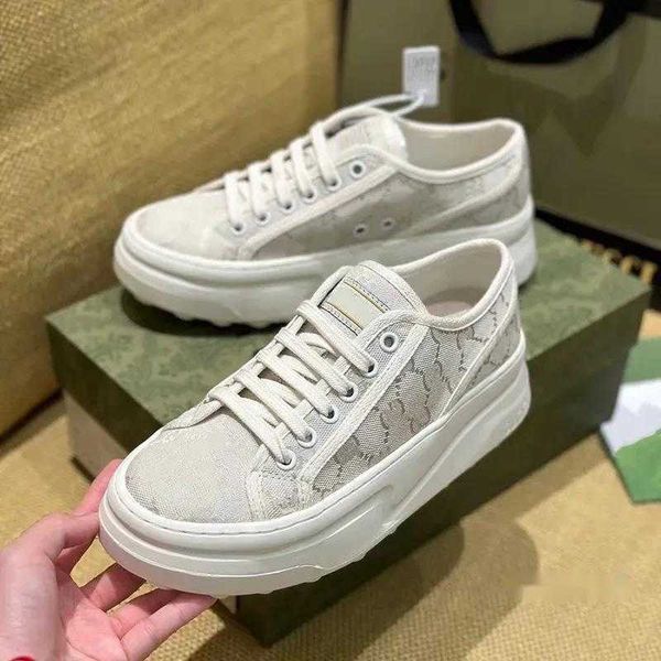 alphabet embroidery color matching retro thick-soled canvas shoes for men and women lovers muffin bottom tie casual fashion, Black
alphabet embroidery color matching retro thick-soled canvas shoes for men and women lovers muffin bottom tie casual fashion, Black