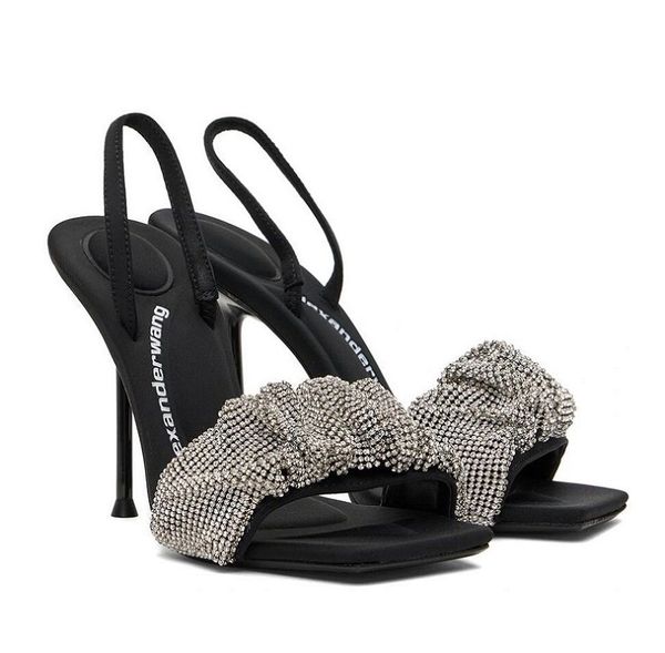 summer luxury wang julie sandals shoes black stain crystal slingback crystal branding straps lady high heels party wedding dress eu35-41 box
summer luxury wang julie sandals shoes black stain crystal slingback crystal branding straps lady high heels party wedding dress eu35-41 box