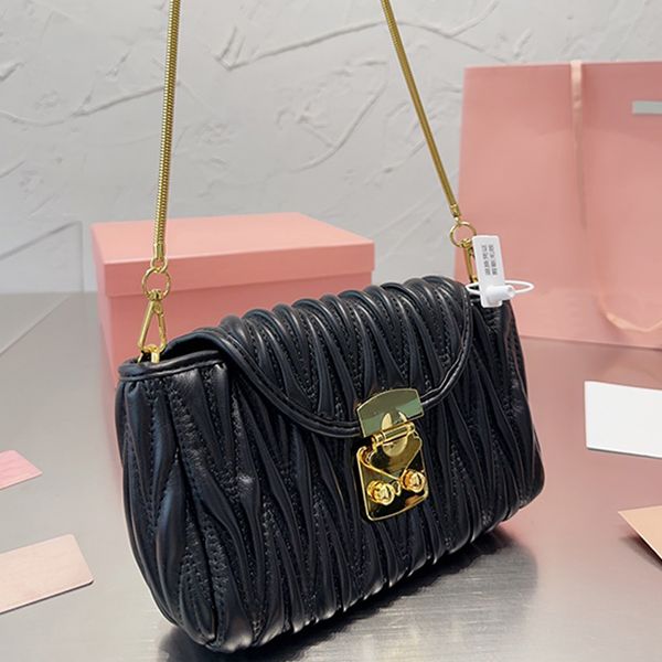 chain crossbody bag messenger handbags shouder handbags fashion letter genuine leather flip wallet women clutch bags multiple colors
chain crossbody bag messenger handbags shouder handbags fashion letter genuine leather flip wallet women clutch bags multiple colors