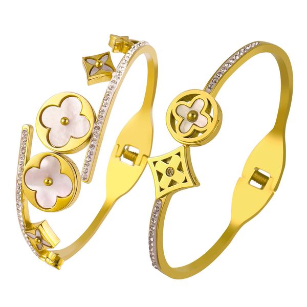 fashion four leaf clover bracelet luxury designer for woman rose plated silver shell women gold chain men fashion jewelry party gift, Black
fashion four leaf clover bracelet luxury designer for woman rose plated silver shell women gold chain men fashion jewelry party gift, Black