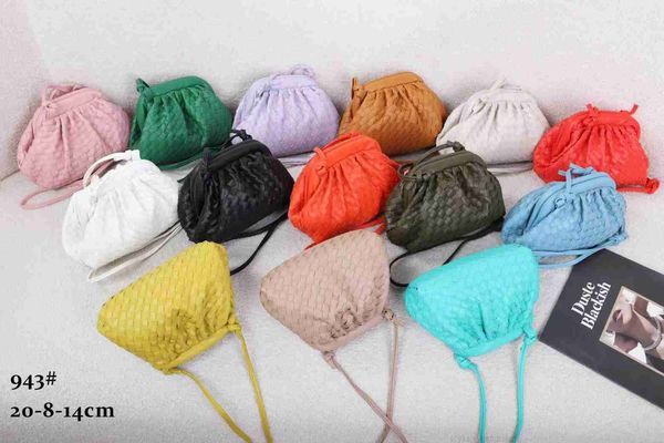 wholesale mini hobos woven pattern single shoulder bag for women candy color cute cloud shape pu leather crossbody messenger bag
wholesale mini hobos woven pattern single shoulder bag for women candy color cute cloud shape pu leather crossbody messenger bag