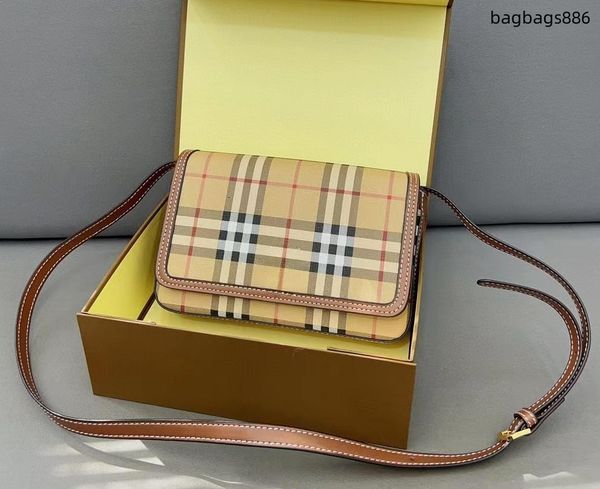 designer bag flap messenger bag lattice men and women's universal one shoulder messenger bag classic versatile mini bag purse tote bag2
designer bag flap messenger bag lattice men and women's universal one shoulder messenger bag classic versatile mini bag purse tote bag2