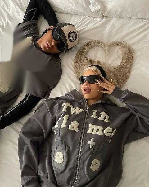 broken planet men women hoodie american street couple's little popular fashion brand graffiti foaming letter print y2k 3d foamgraffiti, Black
broken planet men women hoodie american street couple's little popular fashion brand graffiti foaming letter print y2k 3d foamgraffiti, Black