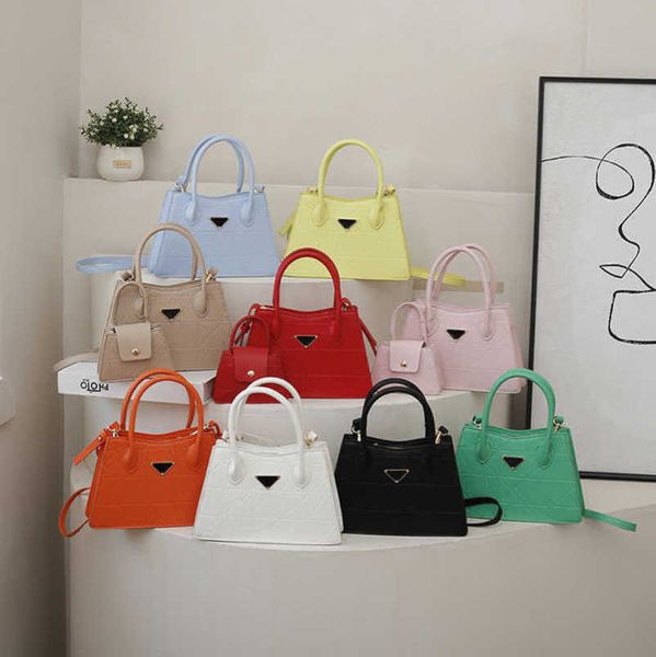 designer factory direct sales new 2023 versatile handheld small square with simple network red one shoulder korean version crossover women&#
designer factory direct sales new 2023 versatile handheld small square with simple network red one shoulder korean version crossover women&#