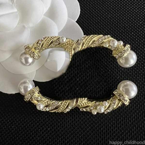 Designer Brooch Luxury Jewelry Pins Brooch Women Love Diamond Pin Brooch Fashion Couple Clothes Designer Accessories Gift
Designer Brooch Luxury Jewelry Pins Brooch Women Love Diamond Pin Brooch Fashion Couple Clothes Designer Accessories Gift