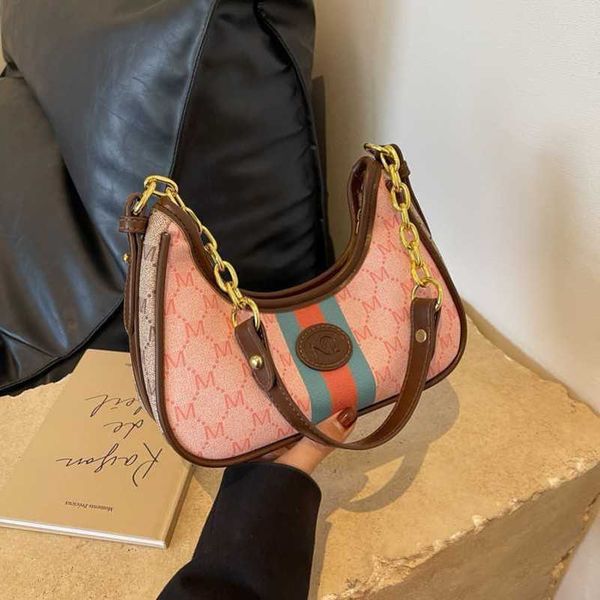 2023 factory direct sales summer new versatile trend women's one shoulder underarm chain bag and fashionable
2023 factory direct sales summer new versatile trend women's one shoulder underarm chain bag and fashionable