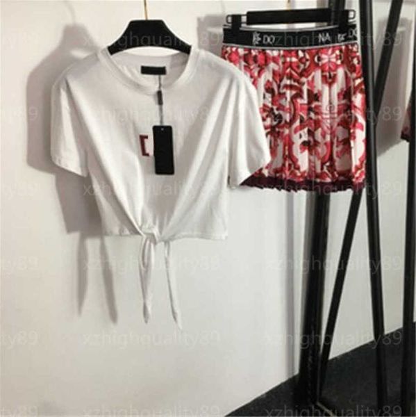 t-shirt short skirt two piece designer womens clothing letter print tie knot waist tee high waist pleated half dress women skirts suit tshir, White
t-shirt short skirt two piece designer womens clothing letter print tie knot waist tee high waist pleated half dress women skirts suit tshir, White