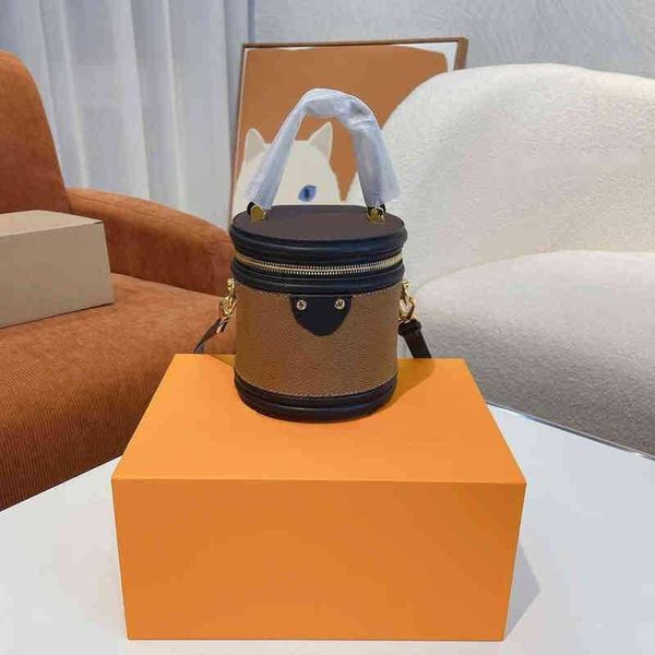 newly totes shoulder bag fashion women crossbody bags ladies leather designer handbag mini classic brown flower multifunctional purses handb
newly totes shoulder bag fashion women crossbody bags ladies leather designer handbag mini classic brown flower multifunctional purses handb