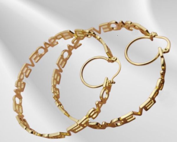 hoop huggie doremi 70mm letter bamboo earrings u shaped clasp stainless personalizd name hoops customized earring for women gift 230727, Golden;silver
hoop huggie doremi 70mm letter bamboo earrings u shaped clasp stainless personalizd name hoops customized earring for women gift 230727, Golden;silver