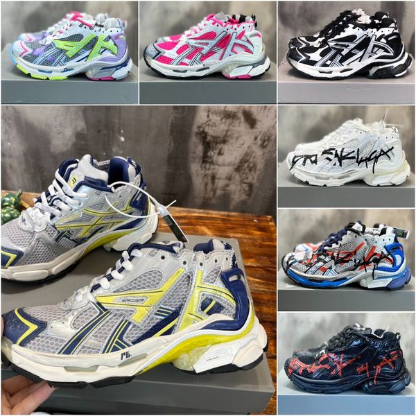 paris runner sneakers designer women men runner graffiti sneaker fashion runners embroidered outdoor shoe quality nylon sneaker size 35-46, Black
paris runner sneakers designer women men runner graffiti sneaker fashion runners embroidered outdoor shoe quality nylon sneaker size 35-46, Black