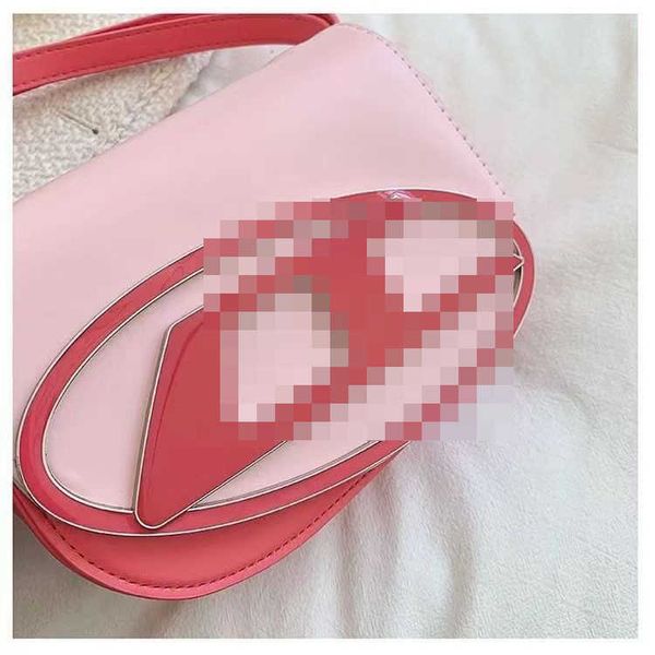 bag design designer women's niche diesels trendy d saddle handle single shoulder underarm fashionable minimalist handbag 1 qy3b
bag design designer women's niche diesels trendy d saddle handle single shoulder underarm fashionable minimalist handbag 1 qy3b