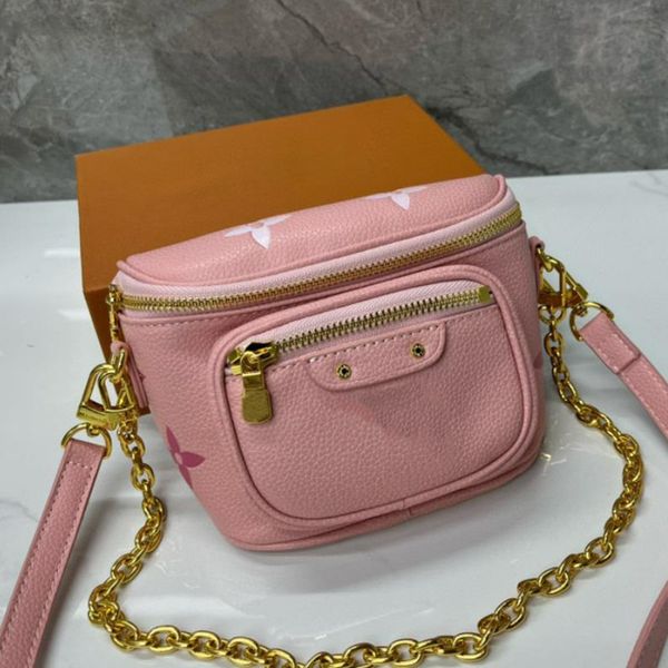 mini bumbag 7a designer bags 4 colour shoulder bag genuine leather womens cross body travel chest bum bag totes luxurys fanny pack handbags
mini bumbag 7a designer bags 4 colour shoulder bag genuine leather womens cross body travel chest bum bag totes luxurys fanny pack handbags