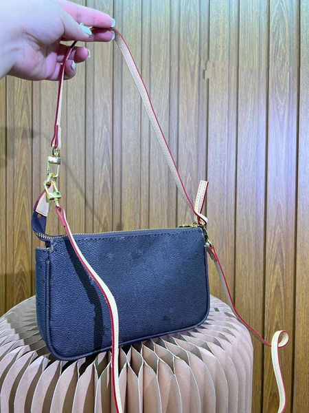 daily bags designer shoulder bag lady tote bag fashion purse women handbag luxury wallet fashion travel bags lady outdoor packs canvas mater
daily bags designer shoulder bag lady tote bag fashion purse women handbag luxury wallet fashion travel bags lady outdoor packs canvas mater