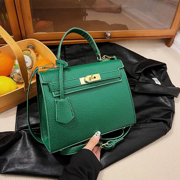 Outlet factory ladies shoulder bags 6 colors this years popular silver leather fashion handbag foreign litchi pattern handbags flip gold buckle crossbody bag, Orange
Outlet factory ladies shoulder bags 6 colors this years popular silver leather fashion handbag foreign litchi pattern handbags flip gold buckle crossbody bag, Orange