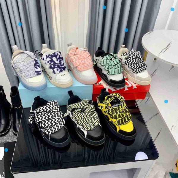 designer mesh woven lace up trends with color matching retro cool style bread shoes embossed leather curb sneakers napa calf leather rubber
designer mesh woven lace up trends with color matching retro cool style bread shoes embossed leather curb sneakers napa calf leather rubber