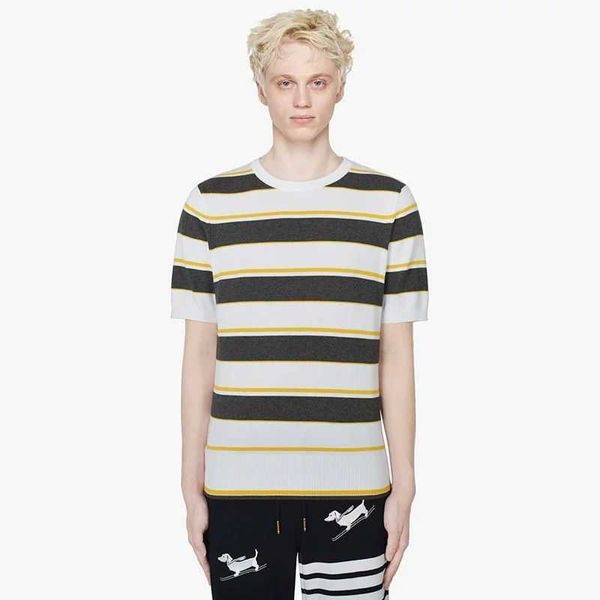 bonzero hong kong style spiritual and handsome loose striped knitted t-shirt for men women's salt series premium round neck short sleev, Black;brown
bonzero hong kong style spiritual and handsome loose striped knitted t-shirt for men women's salt series premium round neck short sleev, Black;brown