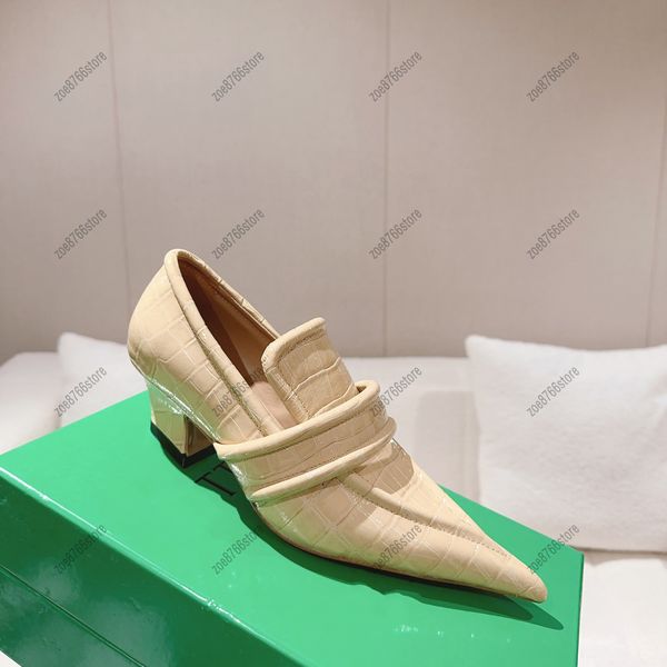 designer women's shoes dress shoes high heels pointy low heels brand designer shoes family vacation shoes real leather black and white
designer women's shoes dress shoes high heels pointy low heels brand designer shoes family vacation shoes real leather black and white