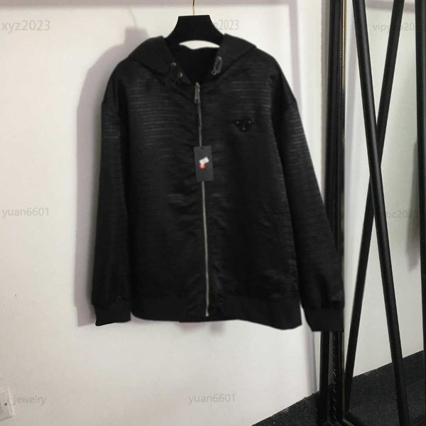 designer womens clothing long sleeved coat logo letter striped jacquard jacket size s- zipper hooded windbreaker july21, Black;brown
designer womens clothing long sleeved coat logo letter striped jacquard jacket size s- zipper hooded windbreaker july21, Black;brown