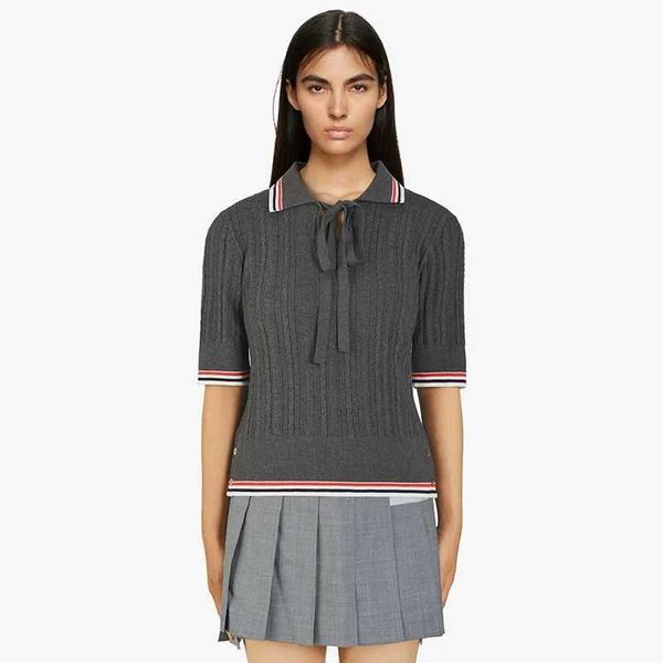 bow tie lapel knit polo shirt for women's 2023 summer new sweet and cute breathable college style short sleeved t-shirt, Black;brown
bow tie lapel knit polo shirt for women's 2023 summer new sweet and cute breathable college style short sleeved t-shirt, Black;brown