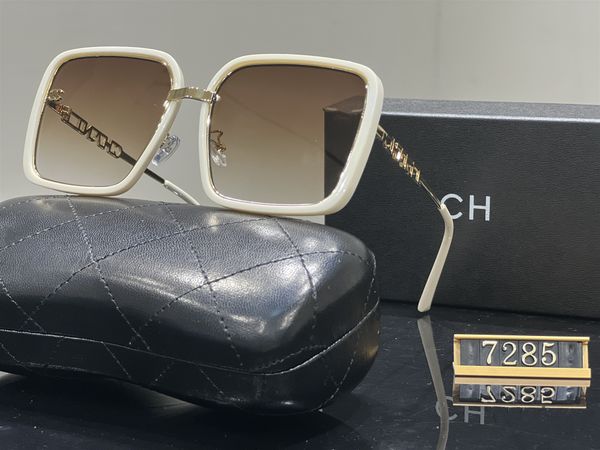 designer sunglasses for women and men fashion model special uv400 protection letters big leg double beam frame outdoor luxury design women s, White;black
designer sunglasses for women and men fashion model special uv400 protection letters big leg double beam frame outdoor luxury design women s, White;black