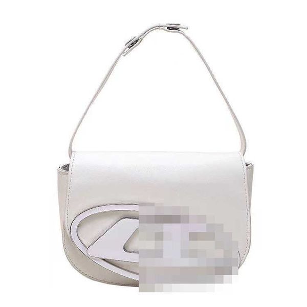 trendy designer diesels d bag women's niche design saddle handle single shoulder underarm fashionable minimalist handbag 3 tgwg
trendy designer diesels d bag women's niche design saddle handle single shoulder underarm fashionable minimalist handbag 3 tgwg