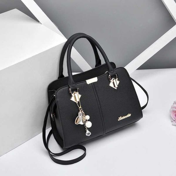 totes autumn 2023 new fashion women's handbags european and american trends one shoulder messenger bagstylishdesignerbags
totes autumn 2023 new fashion women's handbags european and american trends one shoulder messenger bagstylishdesignerbags