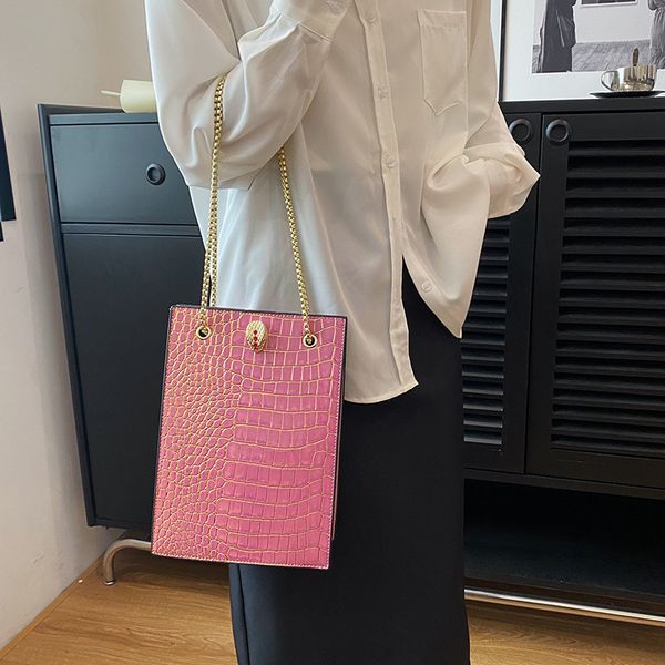 Outlet factory ladies shoulder bags 7 colors street personalized gold buckle handbags classic crocodile chain bag vertical embossed leather handbag 3005#, Khaki
Outlet factory ladies shoulder bags 7 colors street personalized gold buckle handbags classic crocodile chain bag vertical embossed leather handbag 3005#, Khaki