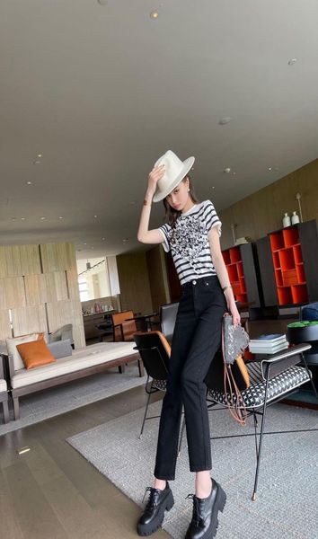 designer women hole jeans pierced tassel slit denim pencil pants casual straight ladies fashion leisure trousers 4118355, Blue
designer women hole jeans pierced tassel slit denim pencil pants casual straight ladies fashion leisure trousers 4118355, Blue
