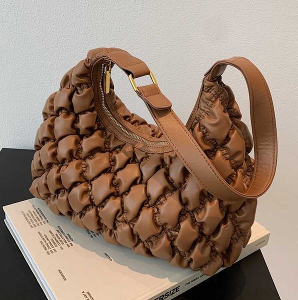 fashion fold women shoulder bag 2022 winter travel tote pu leather dumplings armpit bags brand design ladies handbags half moon
fashion fold women shoulder bag 2022 winter travel tote pu leather dumplings armpit bags brand design ladies handbags half moon