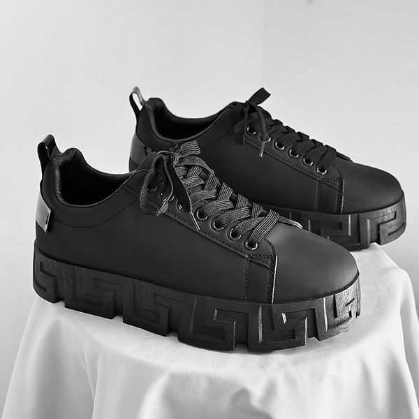 casual shoes designer mens women sneakers black green daily wear increase sports men women trainers sneakers size 35-41
casual shoes designer mens women sneakers black green daily wear increase sports men women trainers sneakers size 35-41