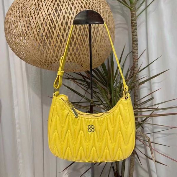designer bags miu bag women's bag handbag underarm cloud bag south fashion dumpling bag bowling bag hobo clutch lqad
designer bags miu bag women's bag handbag underarm cloud bag south fashion dumpling bag bowling bag hobo clutch lqad