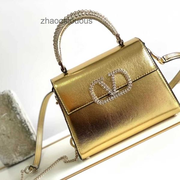 handbag diamond valentins luxury handbags crystal cowhide metal decorated handle designer bags handheld shoulder crossbody othg
handbag diamond valentins luxury handbags crystal cowhide metal decorated handle designer bags handheld shoulder crossbody othg