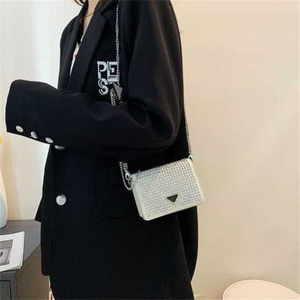 2023 new luxury bags tiktok same mini studded flash diamond sweet little fresh red packet waist
2023 new luxury bags tiktok same mini studded flash diamond sweet little fresh red packet waist