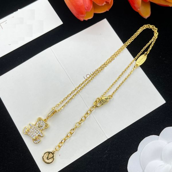 famous designer pendant bracelets luxury gold chain fashion jewelry girl pearl letter lock love bracelet premium wedding party jewelry acces, Silver
famous designer pendant bracelets luxury gold chain fashion jewelry girl pearl letter lock love bracelet premium wedding party jewelry acces, Silver