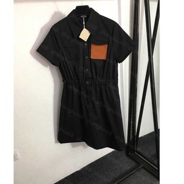 23ss women dresses summer dress womens designer clothing split leather pocket half-button lapel waist short sleeve dress womens clothing a1, Black;gray
23ss women dresses summer dress womens designer clothing split leather pocket half-button lapel waist short sleeve dress womens clothing a1, Black;gray