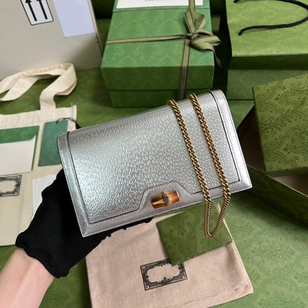 luxury mini bag with bamboo closure crossbody bag chain shoulder strap chain bag shoulder bags classics flap handbags for party with box
luxury mini bag with bamboo closure crossbody bag chain shoulder strap chain bag shoulder bags classics flap handbags for party with box
