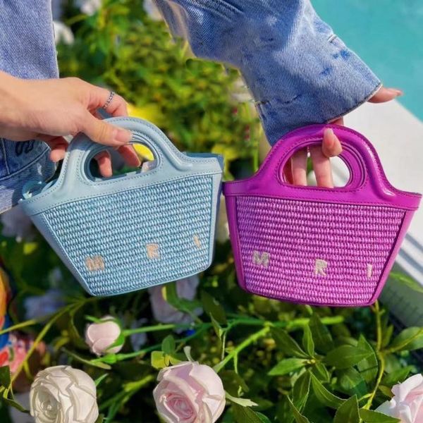 luxurys tropicalia micro weave straw totes clutch bags womens mens designer city handbag shoulder beach bag handle fashion raffias cross bod
luxurys tropicalia micro weave straw totes clutch bags womens mens designer city handbag shoulder beach bag handle fashion raffias cross bod