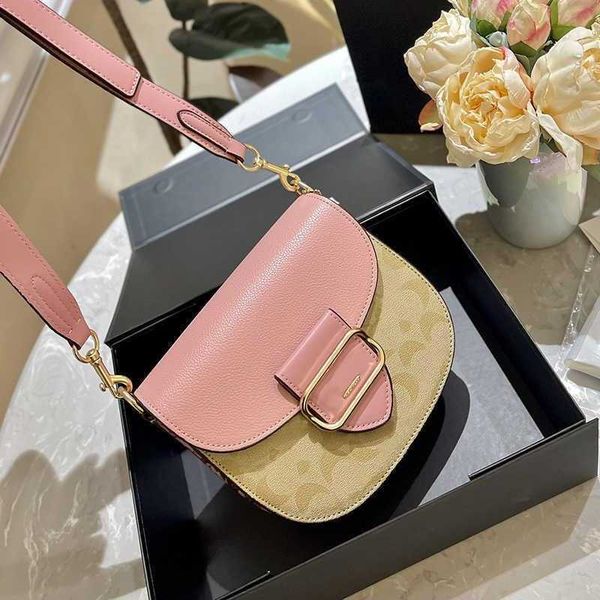 coabag shoulder bags underarm designer bag c print messenger bags women leather designers handbag fashion saddle crossbody bags purse 230130
coabag shoulder bags underarm designer bag c print messenger bags women leather designers handbag fashion saddle crossbody bags purse 230130