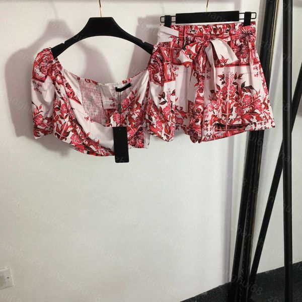 23ss casual suit women pants sets womens designer clothing vintage print bubble short sleeve short tank lace-up waist shorts sets women clot, White
23ss casual suit women pants sets womens designer clothing vintage print bubble short sleeve short tank lace-up waist shorts sets women clot, White