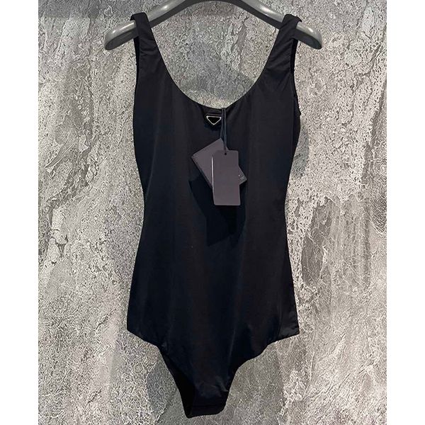 7.27 black fashion backless suspender triangle sleeveless bodysuit women, Black;white
7.27 black fashion backless suspender triangle sleeveless bodysuit women, Black;white