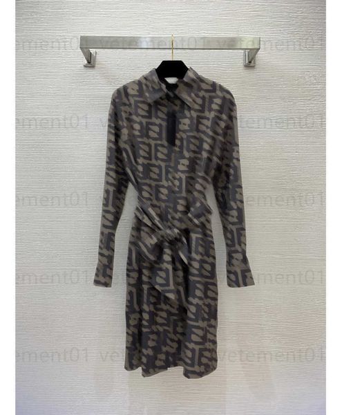 2023 designer shirt dress plus size womens clothe double letter printing side hem split design buttoned lapel long sleeve dresses with belt, Black;gray
2023 designer shirt dress plus size womens clothe double letter printing side hem split design buttoned lapel long sleeve dresses with belt, Black;gray