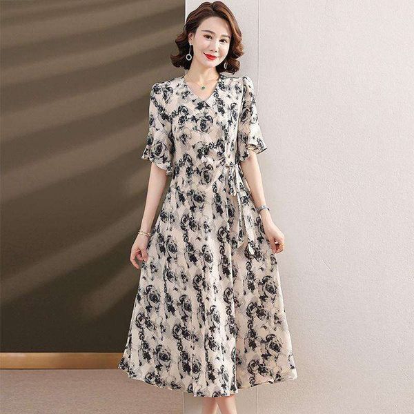 moms clothes summer style dress temperament middle aged skirt female fashion belly cover large size, Black;gray
moms clothes summer style dress temperament middle aged skirt female fashion belly cover large size, Black;gray