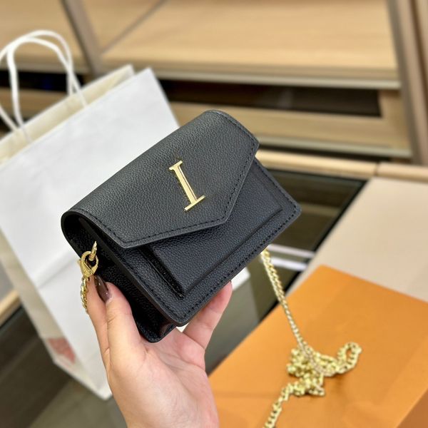 mini flip chain handbag wallet shoulder crossbody bag clutch metallic letter genuine leather cowhide internal compartment zipper detachable
mini flip chain handbag wallet shoulder crossbody bag clutch metallic letter genuine leather cowhide internal compartment zipper detachable